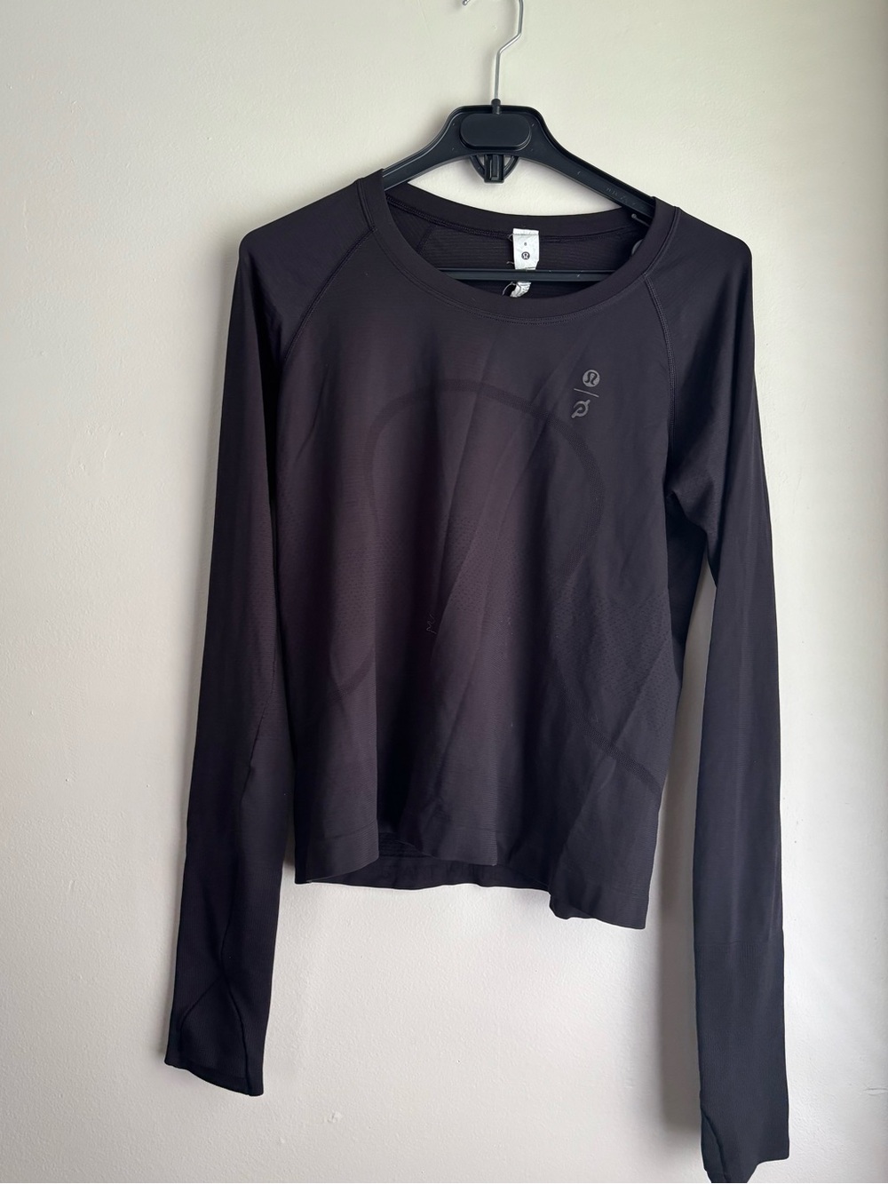 Lululemon Swiftly Tech Long-Sleeve 2.0 Race - Black (8)